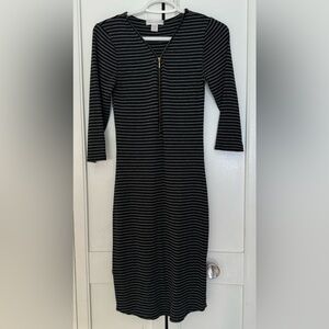 magazine stripes gray and black, size XS.